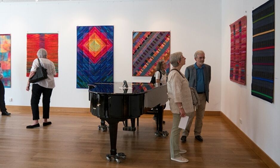 Kunststoff - Stoffkunst